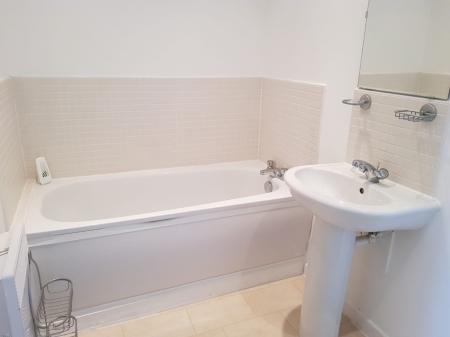 2 bedroom Flat to let in Bothwell Street, City Centre, Glasgow, G2