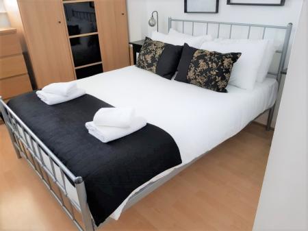 2 bedroom Flat to let in Bothwell Street, City Centre, Glasgow, G2