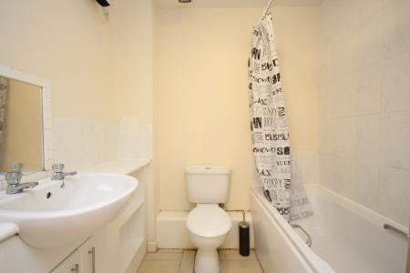 2 bedroom Flat to let in Tullis Street, Bridgeton