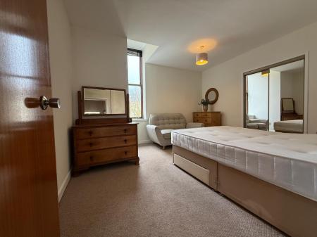 1 bedroom Flat to let in Walls Street, Merchant City, Glasgow, G1