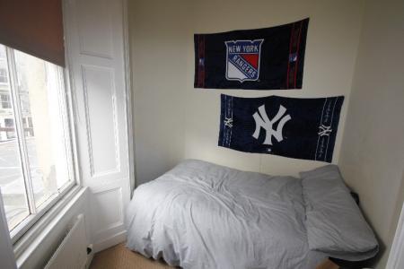 5 bedroom Flat to let in South Clerk Street, Meadows, Edinburgh, EH8