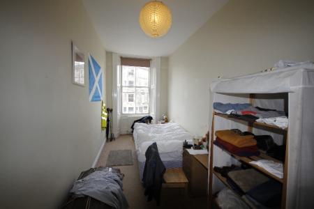 5 bedroom Flat to let in South Clerk Street, Meadows, Edinburgh, EH8