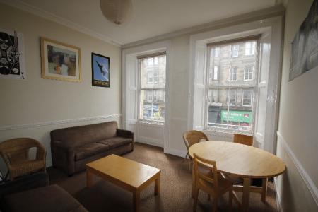 5 bedroom Flat to let in South Clerk Street, Meadows, Edinburgh, EH8