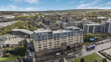 2 bedroom Flat for sale in The Plaza, Victoria Road