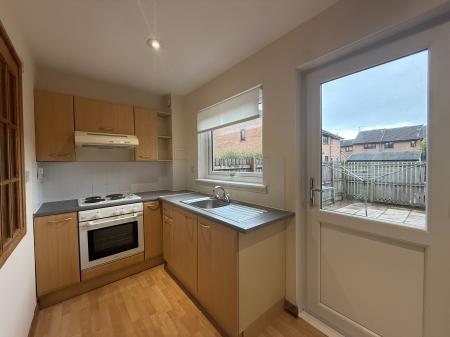 1 bedroom Terraced House to let in Millhouse Crescent, Kelvindale