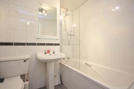 1 bedroom Flat to let in Stonelaw Road, Rutherglen