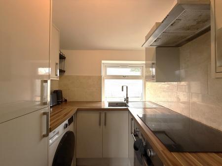 3 bedroom Flat to let in Montford Avenue, Kings Park