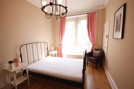 1 bedroom Flat to let in Dalcross Pass, Hillhead, Glasgow, G11