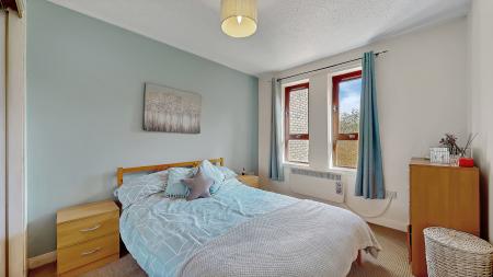 1 bedroom Flat for sale in Garriochmill Way, North Kelvinside