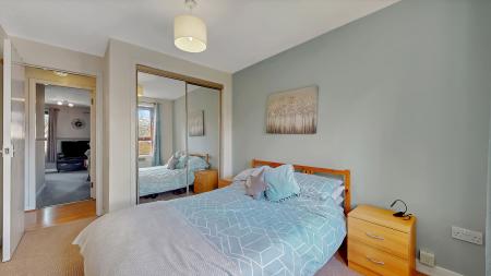 1 bedroom Flat for sale in Garriochmill Way, North Kelvinside