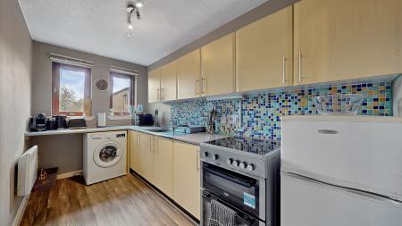 1 bedroom Flat for sale in Garriochmill Way, North Kelvinside