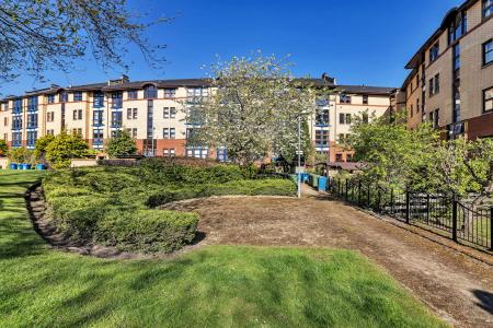 2 bedroom Flat for sale in St Ninians Terrace, New Gorbals