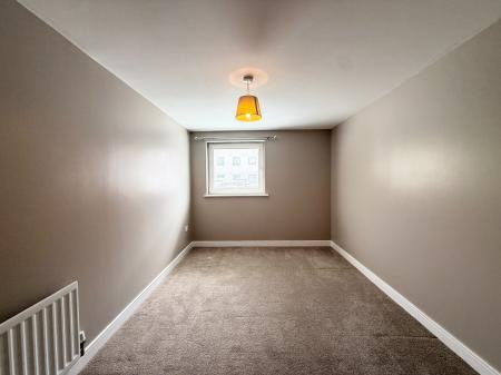 2 bedroom Flat to let in Kenley Road, Renfrew