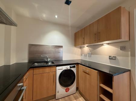 2 bedroom Flat to let in Stobcross Street, Finnieston