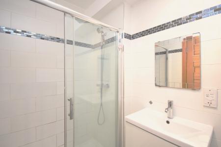 4 bedroom Terraced House to let in Montrose Drive, Bearsden