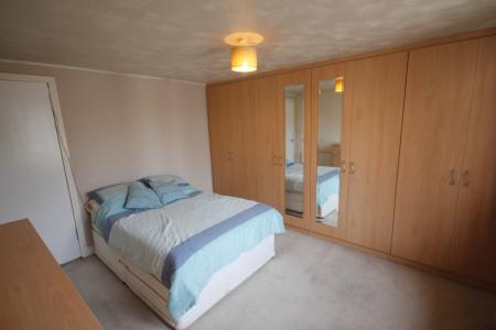 2 bedroom Flat to let in Dumbarton Road, Glasgow, G11