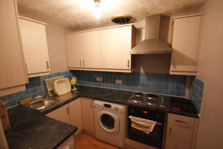 2 bedroom Flat to let in Dumbarton Road, Glasgow, G11