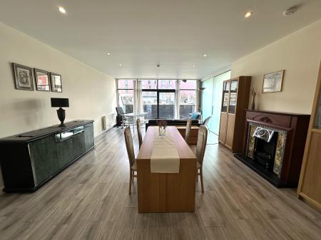 2 bedroom Flat to let in Finnieston Street, Finnieston