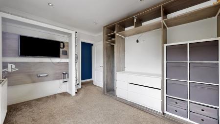 3 bedroom End of terrace house for sale in Ashgill Road