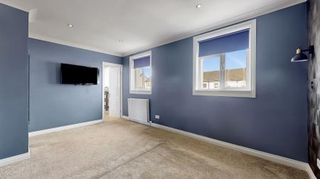 3 bedroom End of terrace house for sale in Ashgill Road