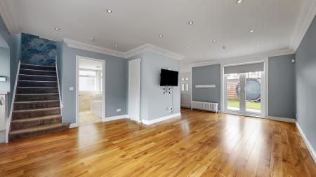 3 bedroom End of terrace house for sale in Ashgill Road