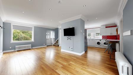 3 bedroom End of terrace house for sale in Ashgill Road