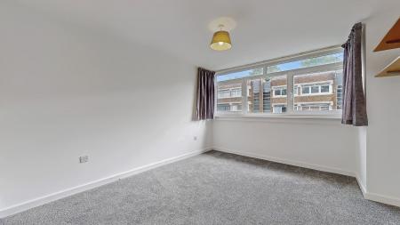 1 bedroom Flat for sale in Lothian Court, Shawlands