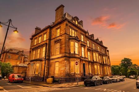 1 bedroom Flat for sale in Woodlands Terrace, Park District