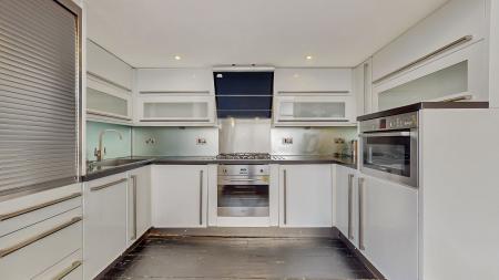 1 bedroom Flat for sale in Woodlands Terrace, Park District
