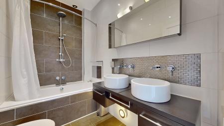 1 bedroom Flat for sale in Woodlands Terrace, Park District