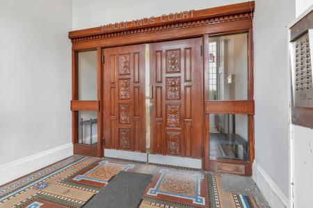 1 bedroom Flat for sale in Woodlands Terrace, Park District