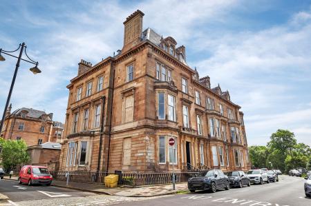 1 bedroom Flat for sale in Woodlands Terrace, Park District