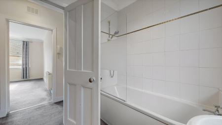 1 bedroom Flat for sale in Richmond Place, Rutherglen