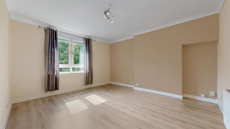 1 bedroom Flat for sale in Richmond Place, Rutherglen