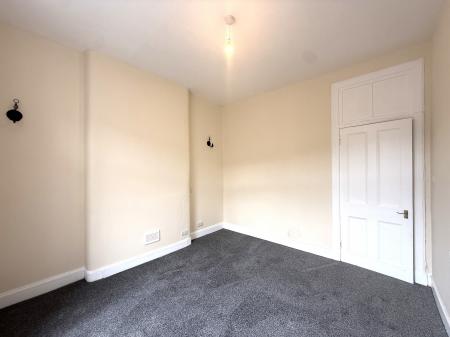 2 bedroom Flat to let in Prince Edward Street, Govanhill