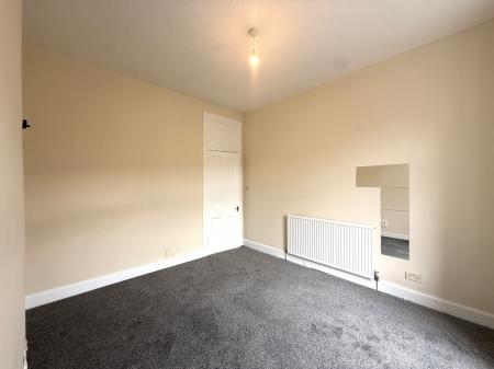 2 bedroom Flat to let in Prince Edward Street, Govanhill