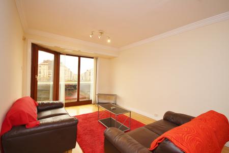 1 bedroom Flat to let in Lancefield Quay
