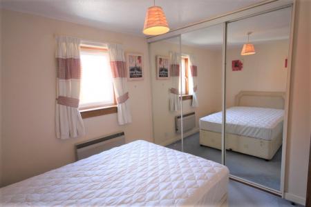 2 bedroom Flat to let in Holmlea Road, Cathcart, Glasgow, G44