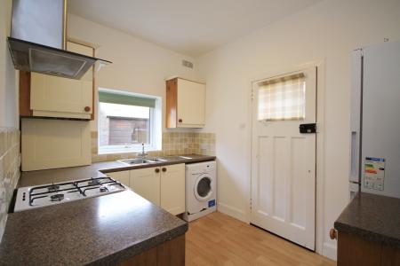 3 bedroom Bungalow to let in Rannoch Drive, Bearsden