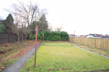 3 bedroom Bungalow to let in Rannoch Drive, Bearsden
