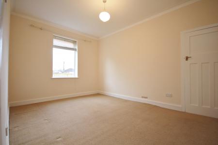 3 bedroom Bungalow to let in Rannoch Drive, Bearsden