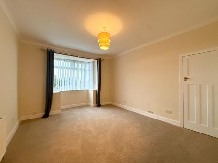 3 bedroom Bungalow to let in Rannoch Drive, Bearsden