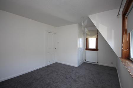 2 bedroom Semi-detached house to let in Hawthorn Avenue, Bearsden
