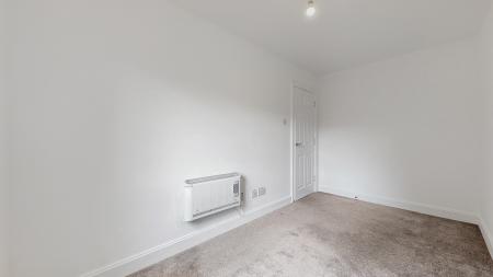 2 bedroom Flat for sale in Quarryknowe Street, Parkhead