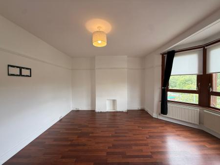 2 bedroom Flat to let in Dinart Street, Riddrie