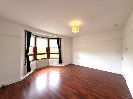 2 bedroom Flat to let in Dinart Street, Riddrie