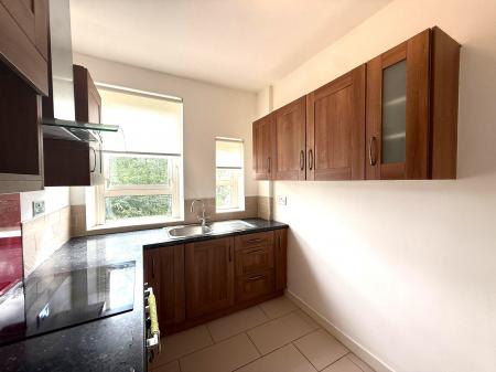 2 bedroom Flat to let in Dinart Street, Riddrie