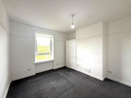 2 bedroom Flat to let in Dinart Street, Riddrie