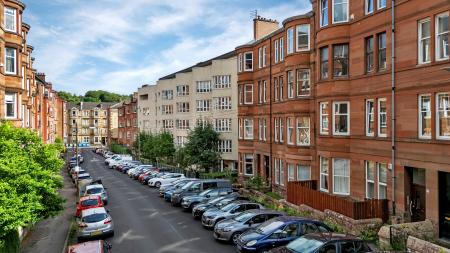 2 bedroom Flat for sale in Trefoil Avenue, Shawlands