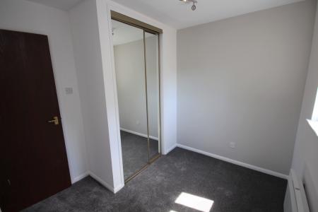 2 bedroom Semi-detached house to let in Millhouse Drive, Kelvindale